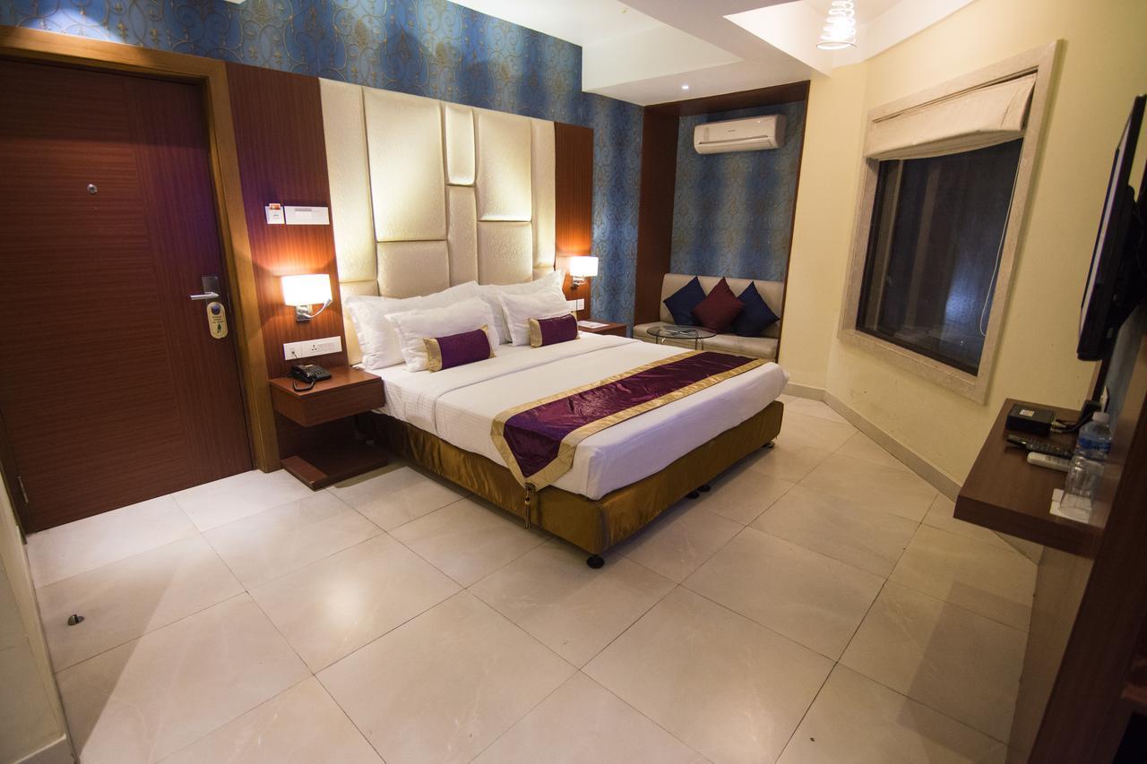 Aura Hotel Kalkuta Zewnętrze zdjęcie